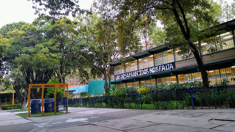 Colegio de Ciencias y Humanidades Plantel Azcapotzalco UNAM