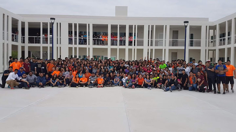 Escuela Preparatoria No.3